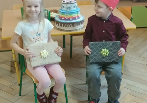 Przyjęcie urodzinowe Evy i Olusia.