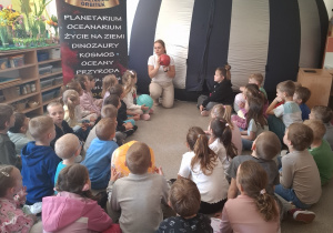 Zdjęcie grupowe przy orbitreku.