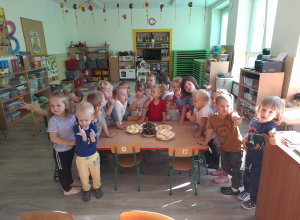 Zdrowe i smaczne zajęcia o owocach.