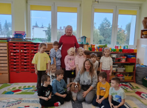 Dogoterapia w przedszkolu.