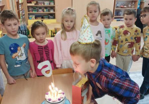 Przyjęcie urodzinowe Maksa.