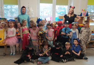 Kubusie we wspólnym ustawieniu grupowym.