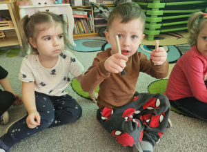 Zajęcia o dinozaurach i prehistorycznym świecie.