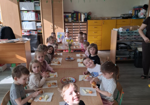 Poczęstunek jubilata.