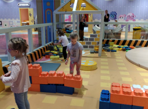 W Hopa lupa wiosennie.