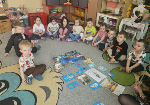 Rozmowa na dywanie z pomocmi o wodzie.