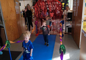 Impreza spotowego pokazu mody.