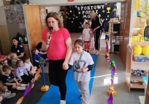 Impreza spotowego pokazu mody.