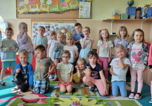 Zdjęcie grupowe z jubilatką.